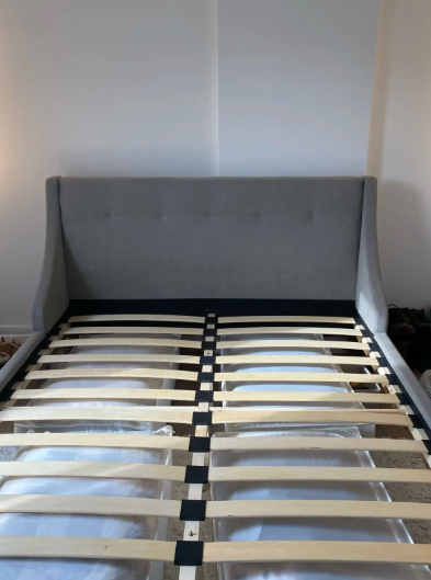 Grand Lit Structube - Bed Queen size Structube, View more