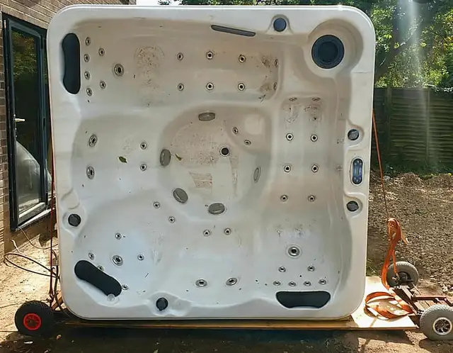hot tub movers& Hot shot delivery62863711099650129