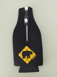 Beer Bottle Koozie (Canada Bear)