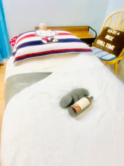 professional massages therapy near you, View more