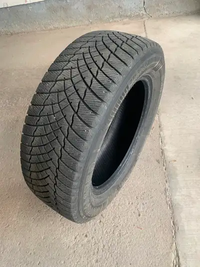 Good shape winter tires 235/60R18 Motomaster only used tires for 2 -3 months. Reason for selling cha...