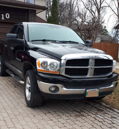 2006 Dodge Pickup Truck 