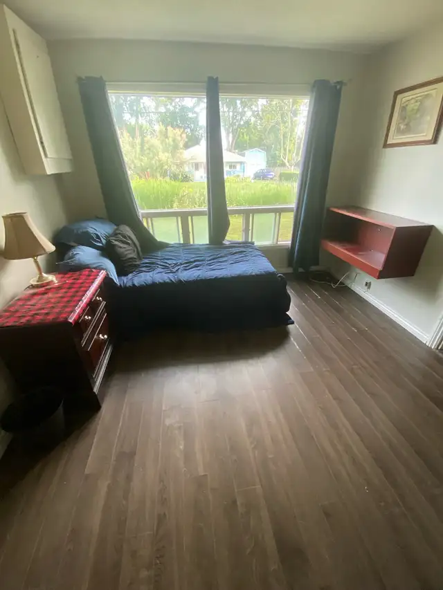 Main floor bdrm
