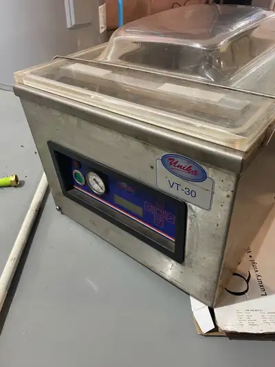 Unika chamber vacuum sealer Works good but only pulls a vacuum of -.8bar, ideally should get down to...
