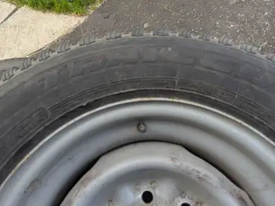 4 trail cutter radial lt245/75r16 on Ford e350 rims 10/32 tread left on them. Rims should fit e150,...