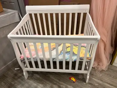 Free baby bed, View more