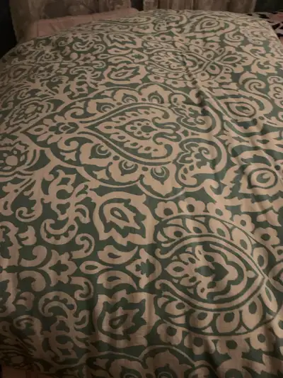 Queen Size Comforter, View more