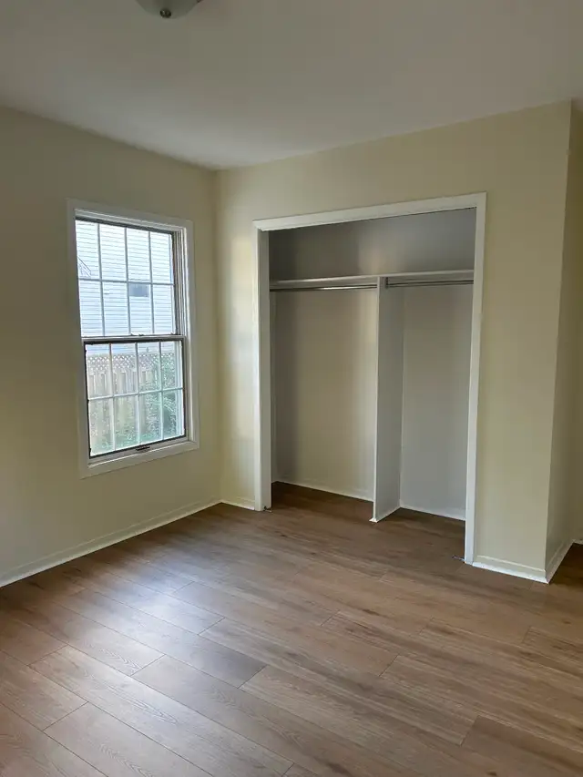 1 bedroom Apartment in Long Term Rentals in Kingston - Image 6