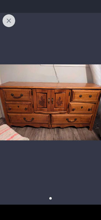 Dresser 