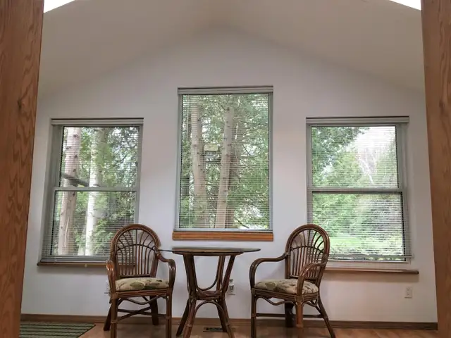 Spacious 3Bd Cottage for Rent in Sauble Beach, Nov to Apr