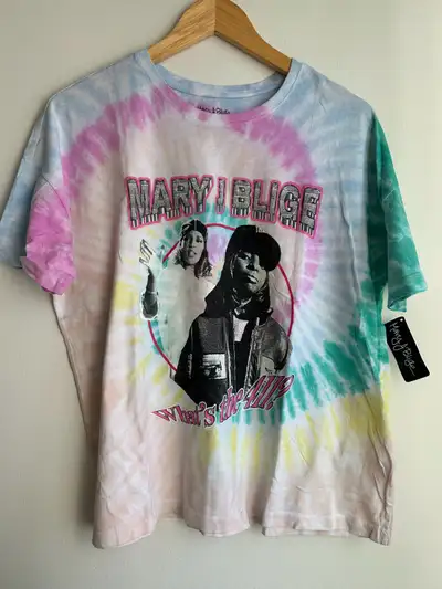 Mary J Blige T-shirt Colour: White Tie dye shirt with large graphic with text below that reads “What...