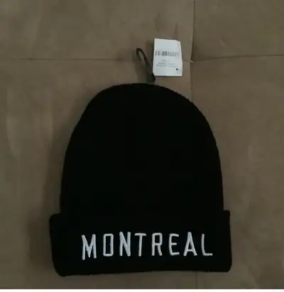 NEW NEUF 2021  Montreal Canadiens Chic tuque toque winter hat, View more