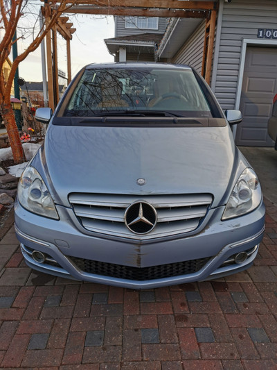 2009 Mercedes-Benz B200 Turbo w/Sunroof