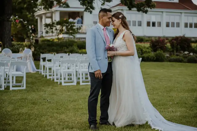 Professional Photographer in Montreal62919276278017121