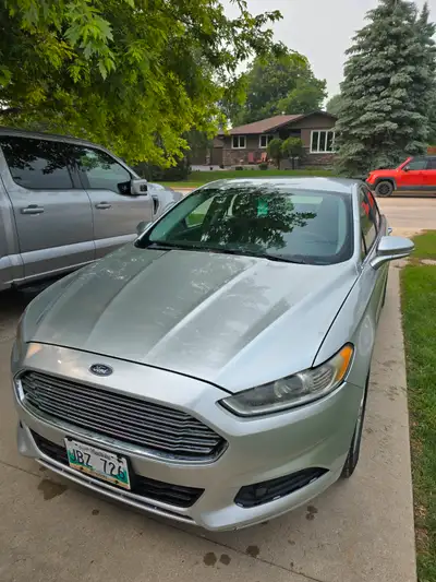 2013 Ford Fusion SE for Sale Selling my 2013 Ford Fusion SE. It’s a silver sedan with 185,000 km on...