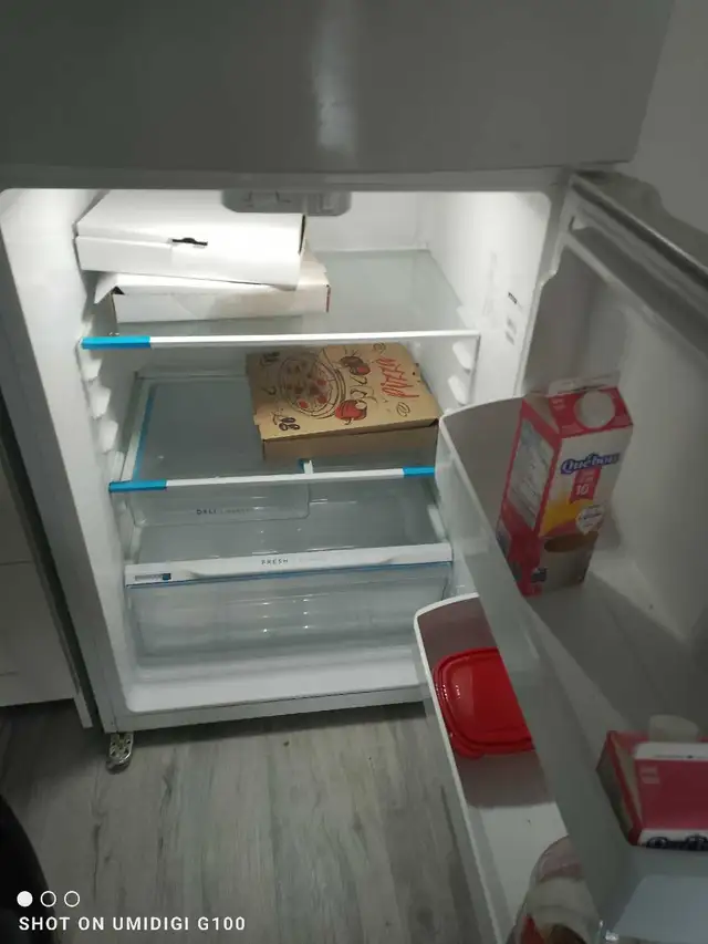 Réfrigérateur  in Refrigerators in Laval / North Shore - Image 5