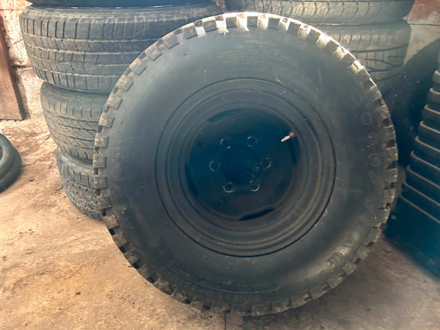 31X 13.50X15 Floatation tires and wheels [2] in Tires & Rims in Sudbury