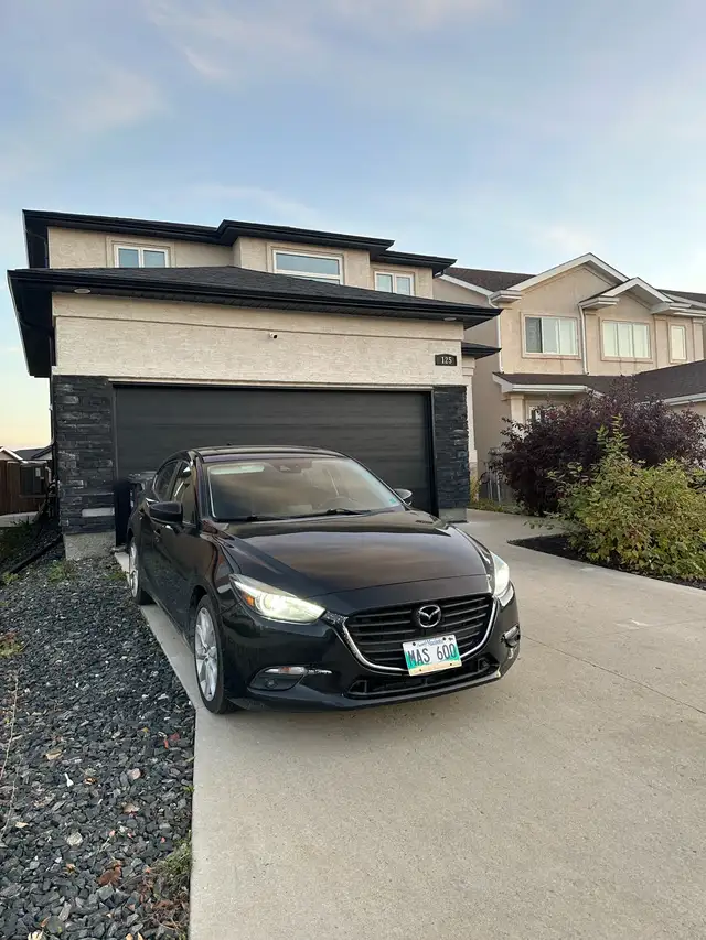2018 Mazda 3 GT