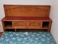 Oak dresser with headboard / can be refurbished