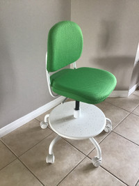 VIMUND IKEA kids Desk Chair  with washable cover