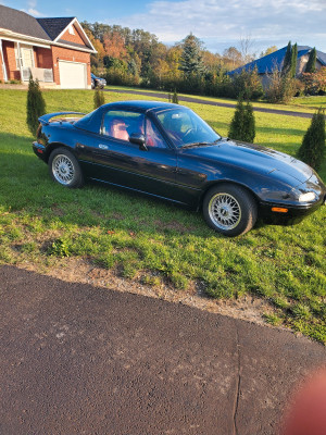 1993 Mazda MX-5 25th anniversary package