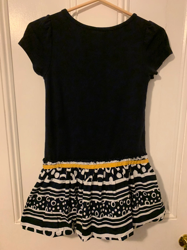 Dress black Yellow white size 7 in Kids & Youth in Mississauga / Peel Region - Image 2