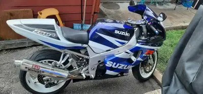 2003 gsxr750 in amazing condition 67000km new brakes and tires last year. Tune with power commander...