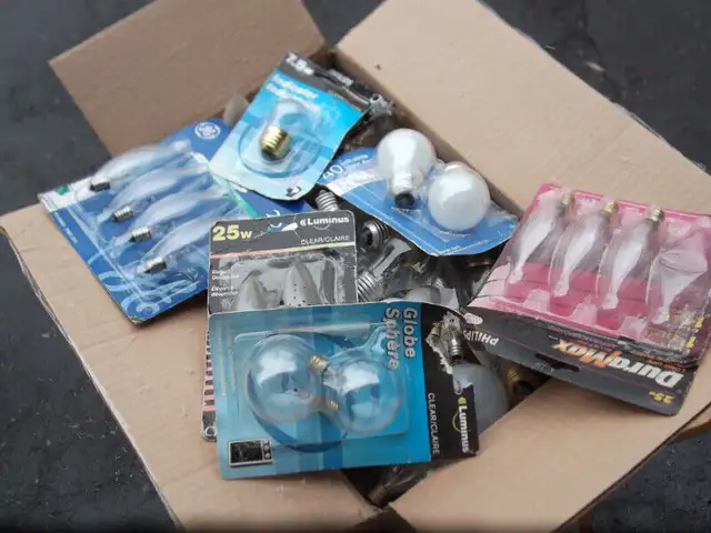 LIGHT BULBS OF ALL KINDS OVER 300 in Indoor Lighting & Fans in Belleville - Image 2