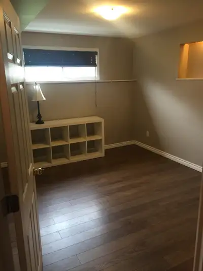 ORILLIA –  2-Room Suite for rent for Motivated student