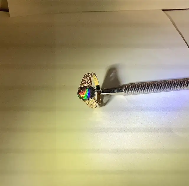 14k YELLOW GOLD CANADIAN AMMOLITE RING in Jewellery & Watches in Edmonton - Image 3