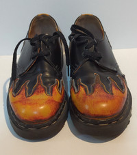 Uni-sex Tredair Leather Fire Motif Shoe. Made In England