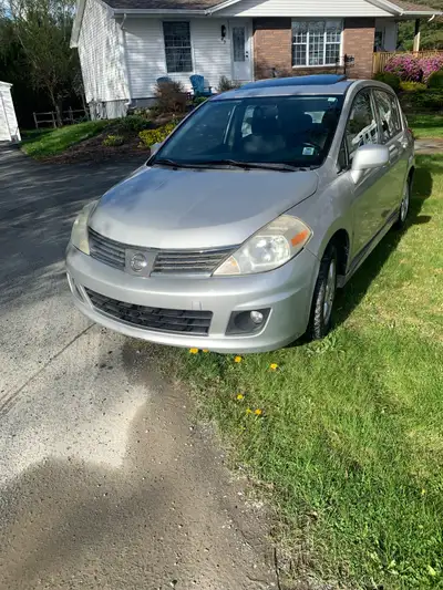 2009 Nissan versa 181km 6 speed standard fresh mvi new shocks and struts,ball joints, sway bars, whe...