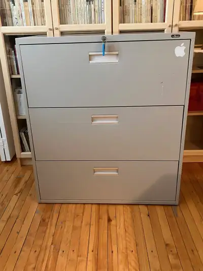 Classeur 3 tiroirs en acier, View more