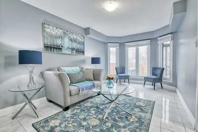 House for Rent in Long Term Rentals in Mississauga / Peel Region - Image 5