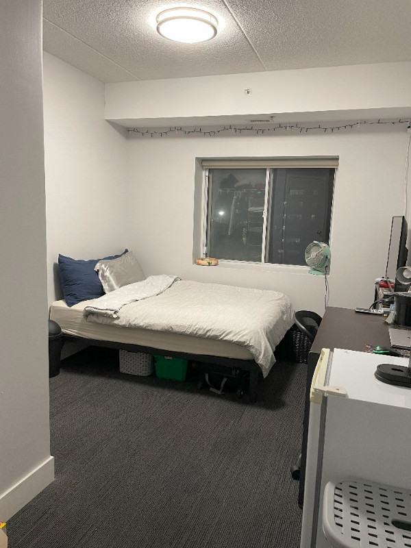 1 Bedroom with en suite for Sublet. For May-Aug 2024. 5 min walk in Room Rentals & Roommates in Kitchener / Waterloo