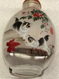 VINTAGE Chinese Reverse Painted CATS Glass SNUFF BOTTLE MINT