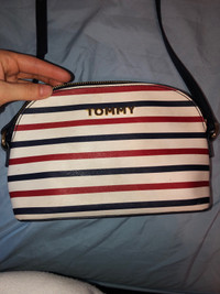 Tommy side bag