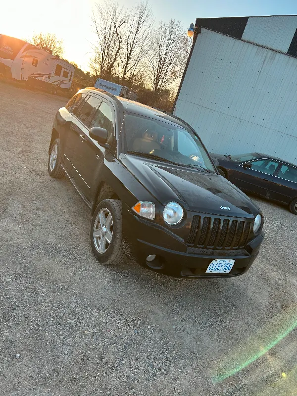 2008 Jeep Compass *SAFETIED*