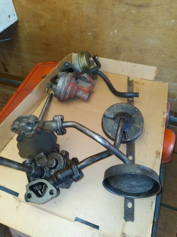 Buick Nailhead engine parts for sale. in Engine & Engine Parts in Markham / York Region - Image 6