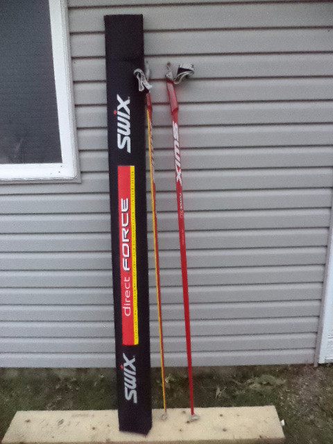 Swix Force 10 cross-country ski poles, 160 cm in Ski in Ottawa - Image 2