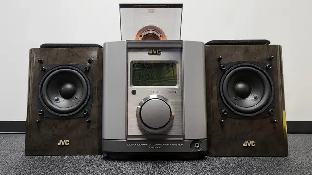 JVC FS-1000 CD Player AM/FM Compact Mini System Speakers548410889466040322