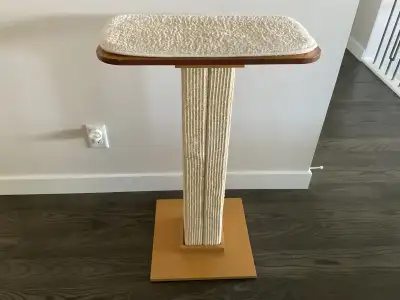 I have a fairly new and in great shape “Cat post and Scratcher.” The Cat Tree is 33 inches Tall. The...