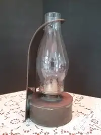 Vintage Oil Lamp - Triminghams Bermuda