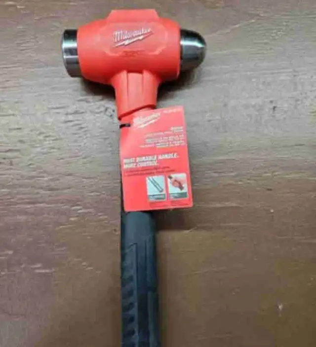 Milwaukee 32oz Dead Blow Ball Peen Hammer – Brand New