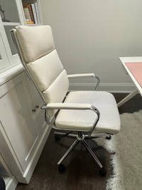 White office chair 