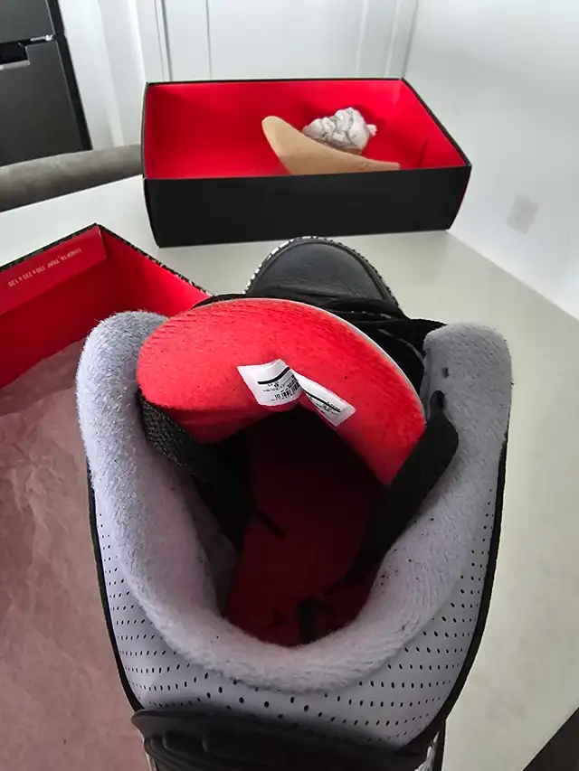 Jordan 3 retro black cement  - 2018 in Men's Shoes in City of Toronto - Image 4