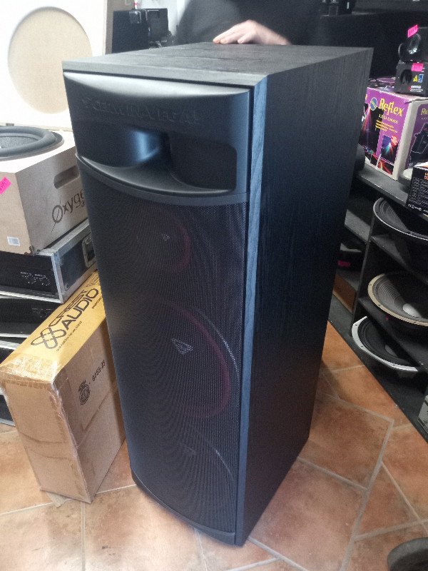 REDUCED Cerwin Vega XLS-215 One Pair Only - New in Speakers in Oshawa / Durham Region
