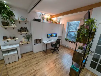 *English below* Merci de lire la description complète avant de me contacter Studio / loft moderne en...