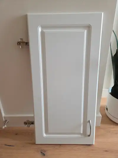 Kitchen cabinet doors MDF Thermo, size 15x30.118 4 doors available
