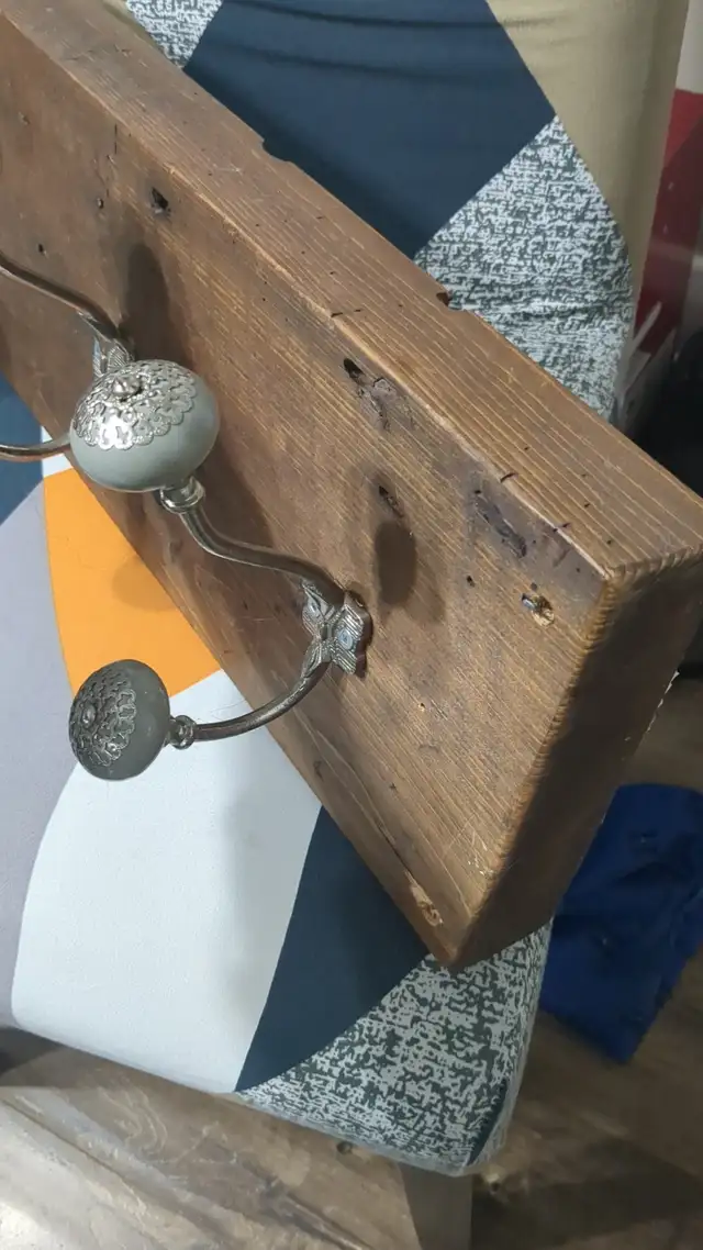 coat rack in Bookcases & Shelving Units in Brantford - Image 3